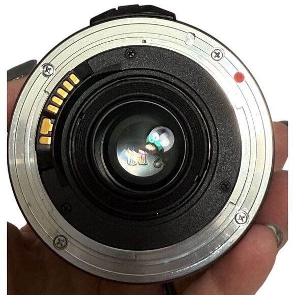 SIGMA 28-200mm f/3.5-5.6 Macro Aspherical IF Camera Lens for Canon SLR Cameras - Picture 3 of 8